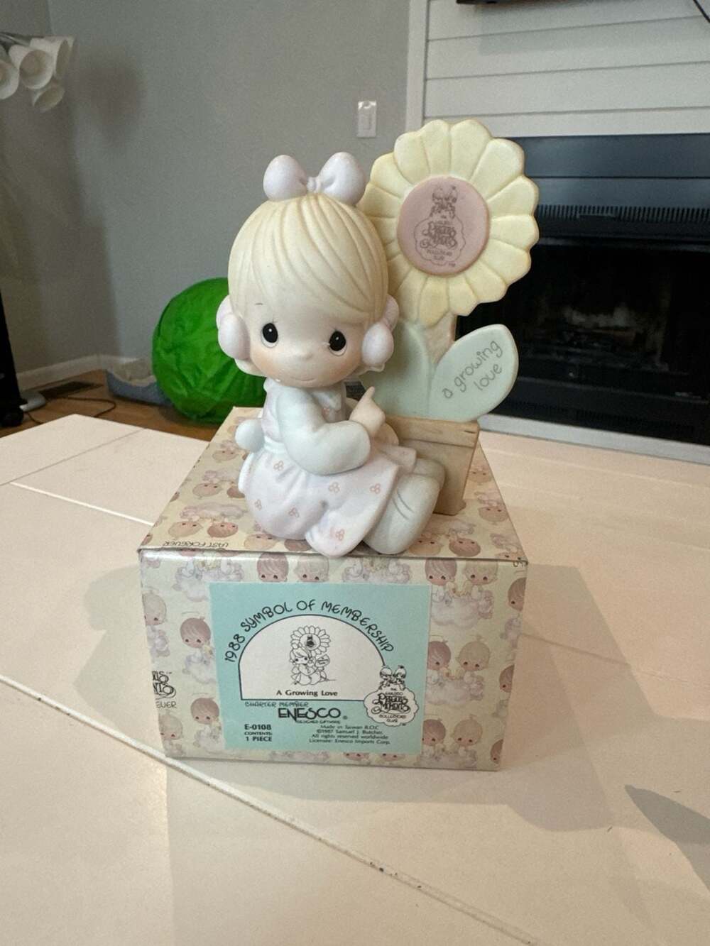 1988 Precious Moments Symbol of Membership "A Growing Love" E-0108 Figurine with